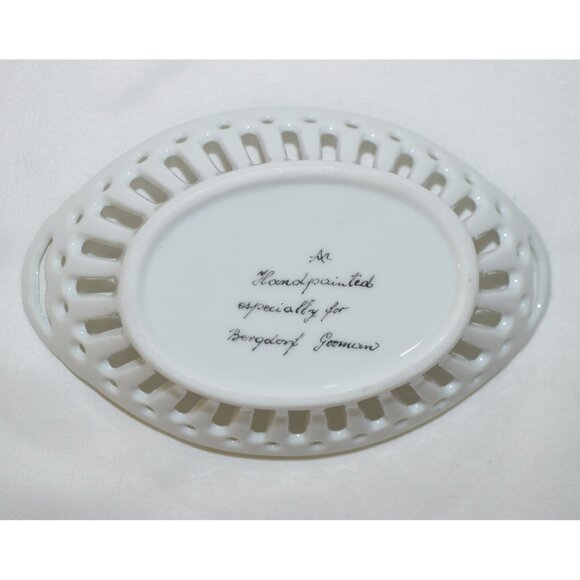 Bergdorf Goodman Porcelain Trinket Dish Hand Painted Cherry Themed With Gift Box - Picture 9 of 12